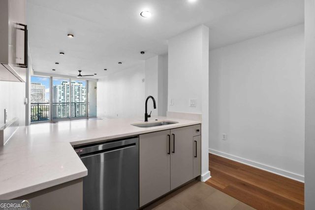 3338 Peachtree Road NE 1606, Atlanta, GA 30326