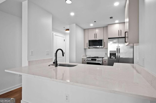 3338 Peachtree Road NE 1606, Atlanta, GA 30326