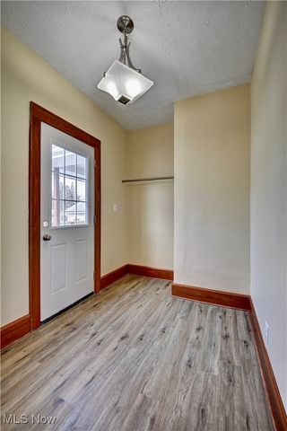 405 Tuscarawas Avenue NW, Brewster, OH 44613