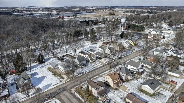 405 Tuscarawas Avenue NW, Brewster, OH 44613