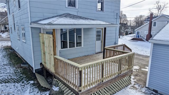 405 Tuscarawas Avenue NW, Brewster, OH 44613