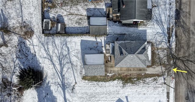 405 Tuscarawas Avenue NW, Brewster, OH 44613