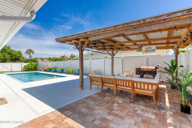 599 Andrews Street, Ormond Beach, FL 32174