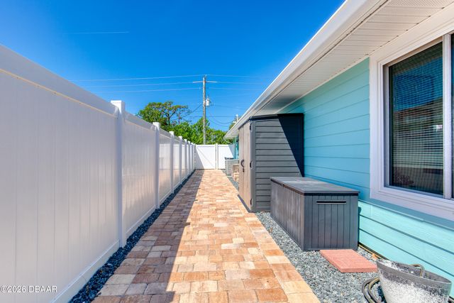 599 Andrews Street, Ormond Beach, FL 32174