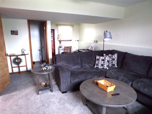3031 W 38TH Street, Millcreek, PA 16506