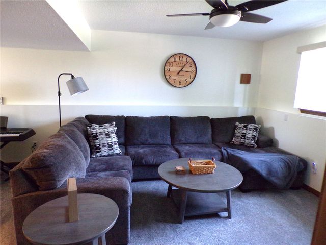 3031 W 38TH Street, Millcreek, PA 16506