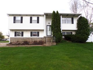 3031 W 38TH Street, Millcreek, PA 16506