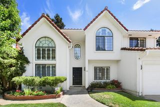 11 River Garden Ct, Sacramento, CA 95831