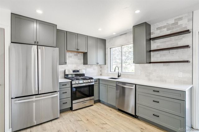 8165 W 93rd Way, Broomfield, CO 80021