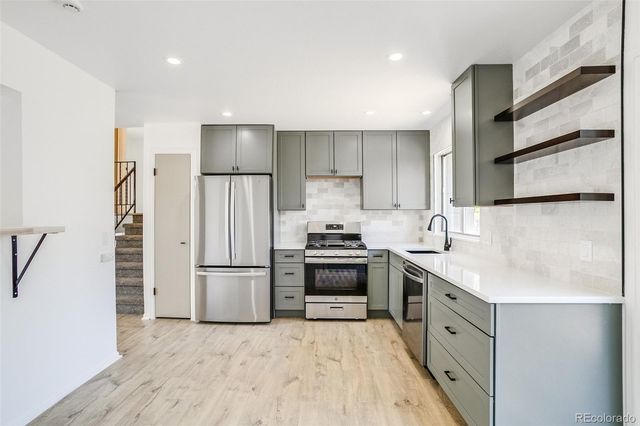 8165 W 93rd Way, Broomfield, CO 80021