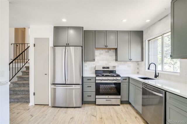 8165 W 93rd Way, Broomfield, CO 80021