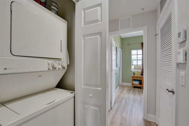 617 SW 2nd Drive, Pompano Beach, FL 33060