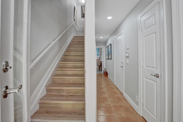 617 SW 2nd Drive, Pompano Beach, FL 33060