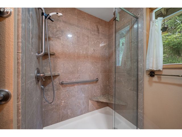 17005 SOUTHPOINT Dr, Nehalem, OR 97131