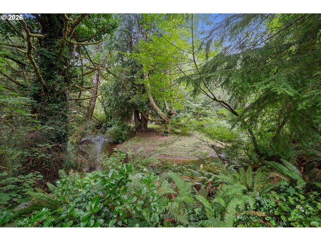 17005 SOUTHPOINT Dr, Nehalem, OR 97131