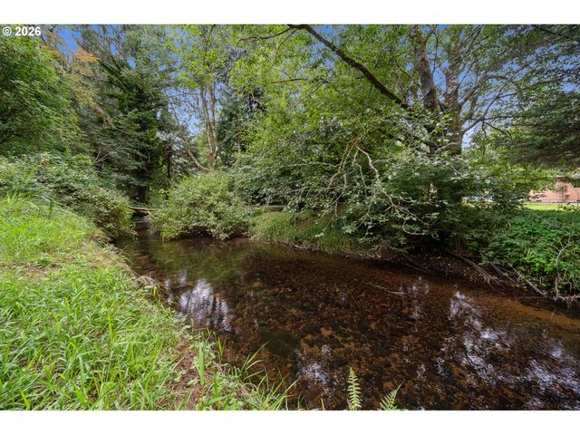 17005 SOUTHPOINT Dr, Nehalem, OR 97131