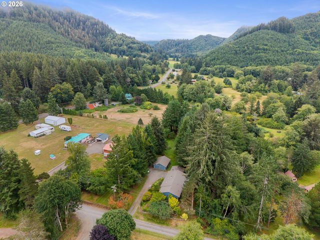 17005 SOUTHPOINT Dr, Nehalem, OR 97131