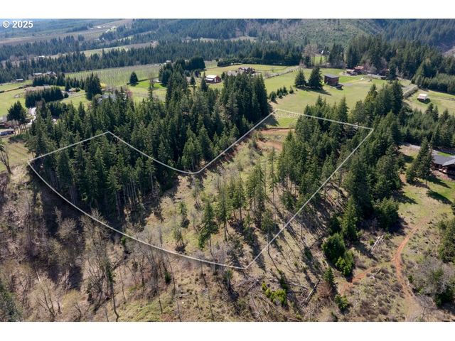 5369 YORK HILL Dr, Hood River, OR 97031
