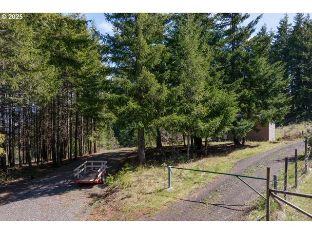 5369 YORK HILL Dr, Hood River, OR 97031