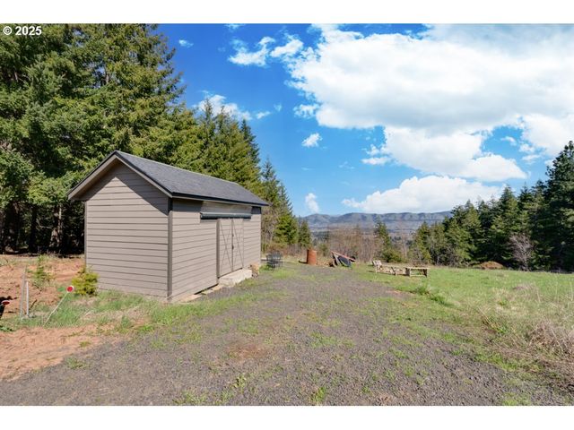 5369 YORK HILL Dr, Hood River, OR 97031