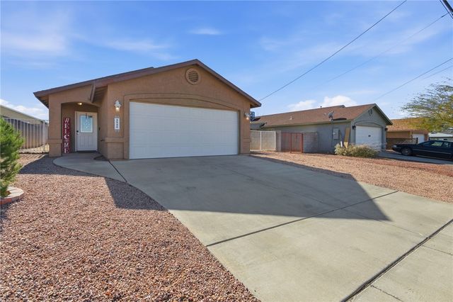2524 Chambers Avenue, Kingman, AZ 86401