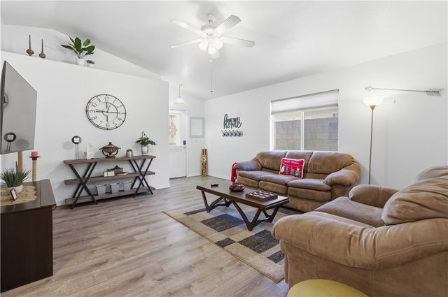 2524 Chambers Avenue, Kingman, AZ 86401