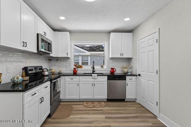 6724 RYDHOLM Street, Jacksonville, FL 32208