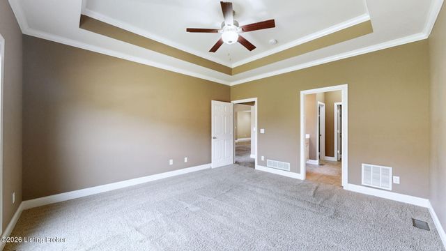 504 Autumn Grove Cir, New Albany, IN 47150