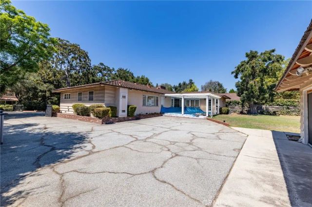 1640 Bedford, San Marino, CA 91108