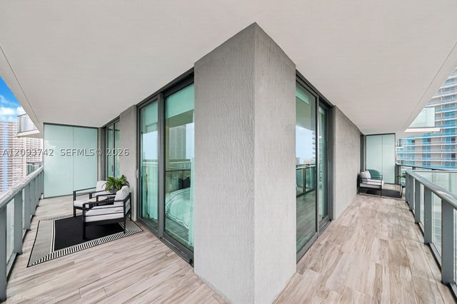 1300 S Miami Ave 2310, Miami, FL 33130