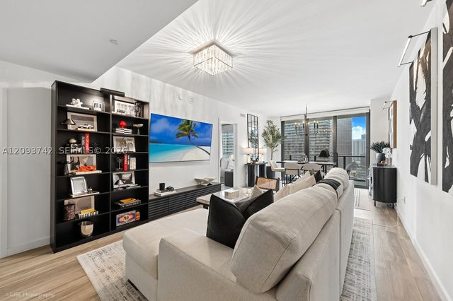 1300 S Miami Ave 2310, Miami, FL 33130