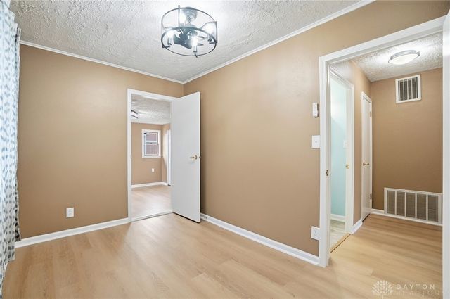 431 N Garland Avenue, Dayton, OH 45403