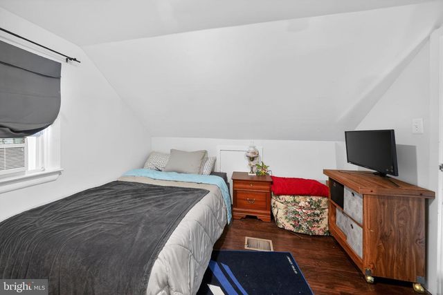 222 UNION AVE, Bellmawr, NJ 08031