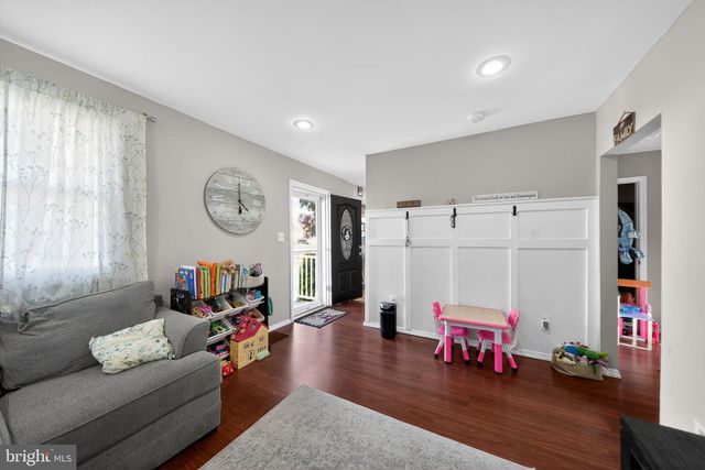 222 UNION AVE, Bellmawr, NJ 08031