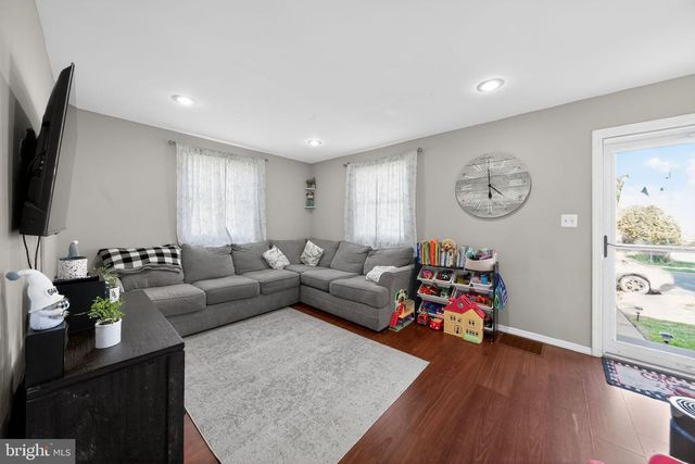 222 UNION AVE, Bellmawr, NJ 08031