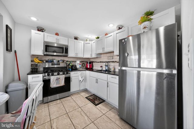 222 UNION AVE, Bellmawr, NJ 08031
