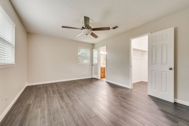 809 Buffalo Drive, Arlington, TX 76013
