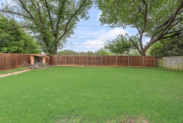 809 Buffalo Drive, Arlington, TX 76013