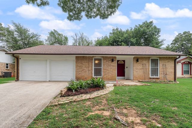 809 Buffalo Drive, Arlington, TX 76013