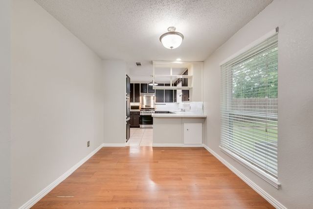 809 Buffalo Drive, Arlington, TX 76013