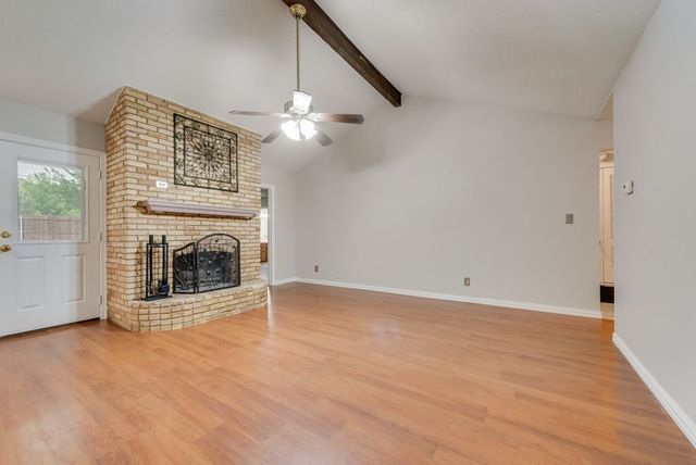 809 Buffalo Drive, Arlington, TX 76013