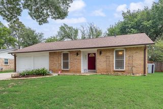 809 Buffalo Drive, Arlington, TX 76013