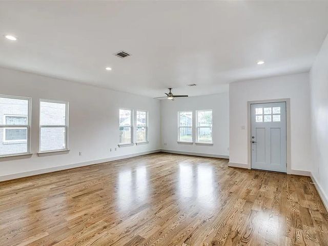 6619 Sherman Street, Houston, TX 77011