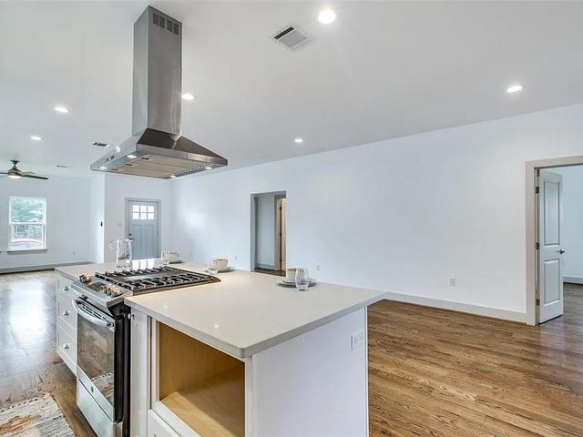 6619 Sherman Street, Houston, TX 77011