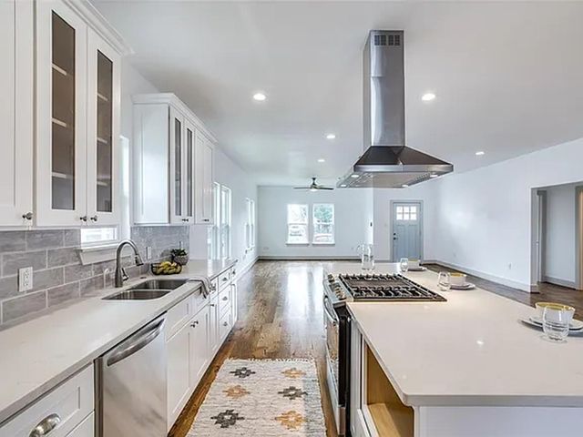 6619 Sherman Street, Houston, TX 77011