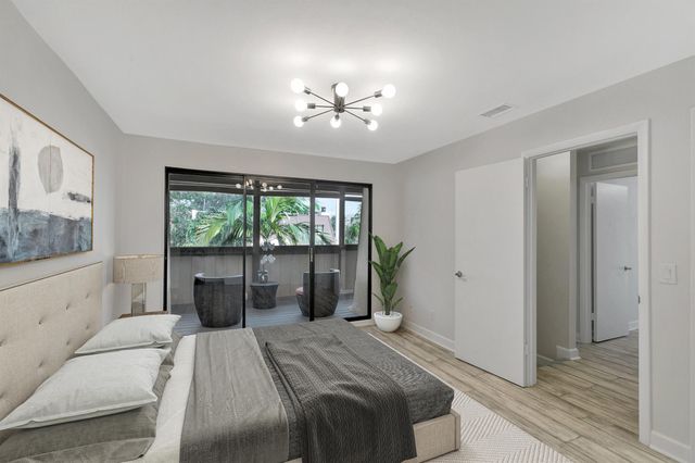 3530 E Gardens East Drive E B, Palm Beach Gardens, FL 33410