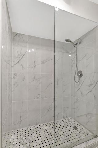 3530 E Gardens East Drive E B, Palm Beach Gardens, FL 33410