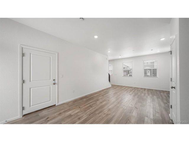 4161 Marblewood Dr, Johnstown, CO 80534