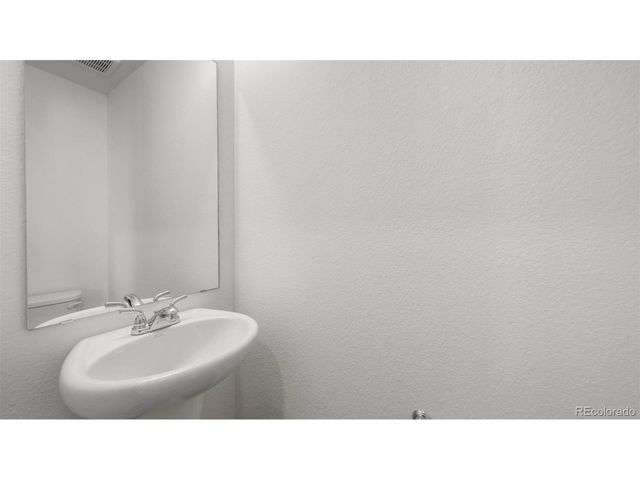 4161 Marblewood Dr, Johnstown, CO 80534