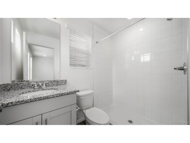 4161 Marblewood Dr, Johnstown, CO 80534